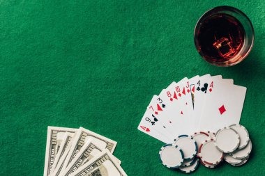 Live game view showing real-time score, quarter, and in-play odds update